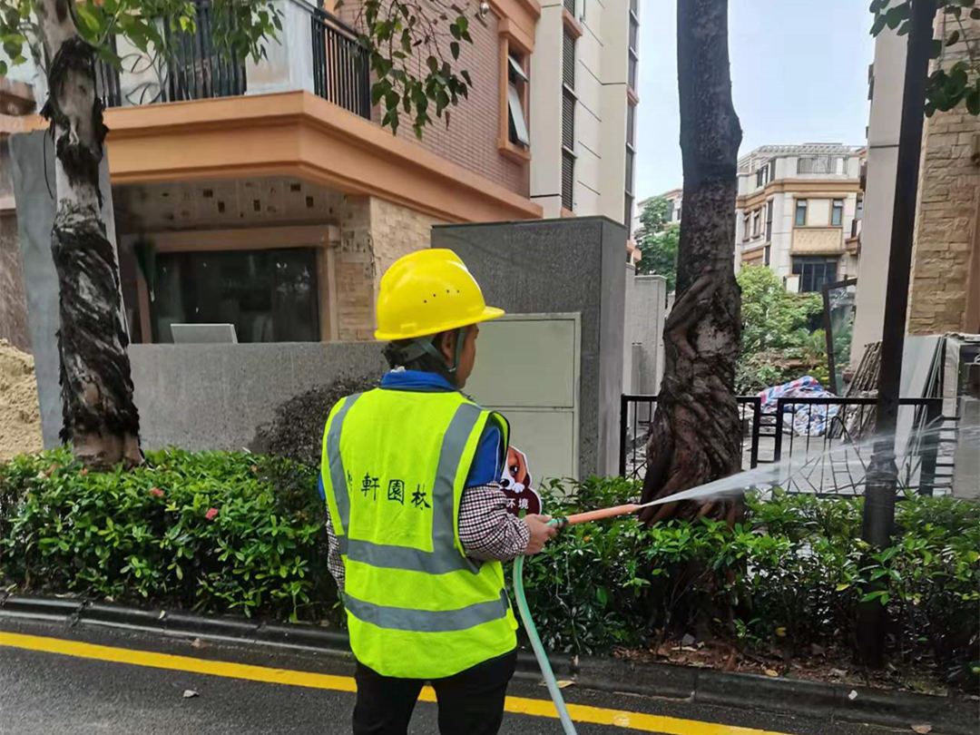 九月份園林綠化養護澆水